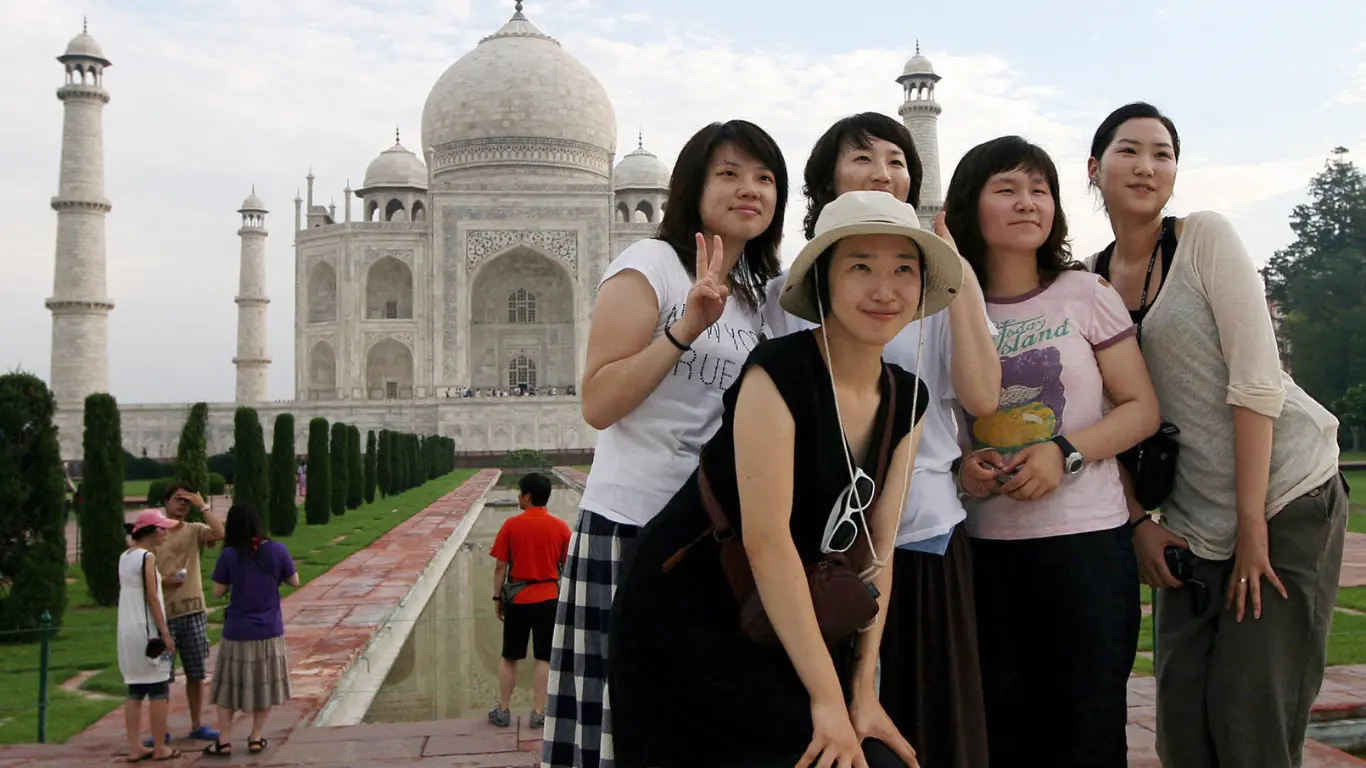 tour-guide-south-side-1.webp