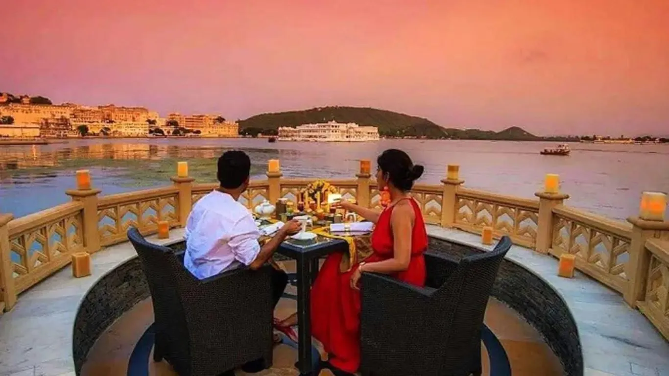 udaipur-hotel-1.webp