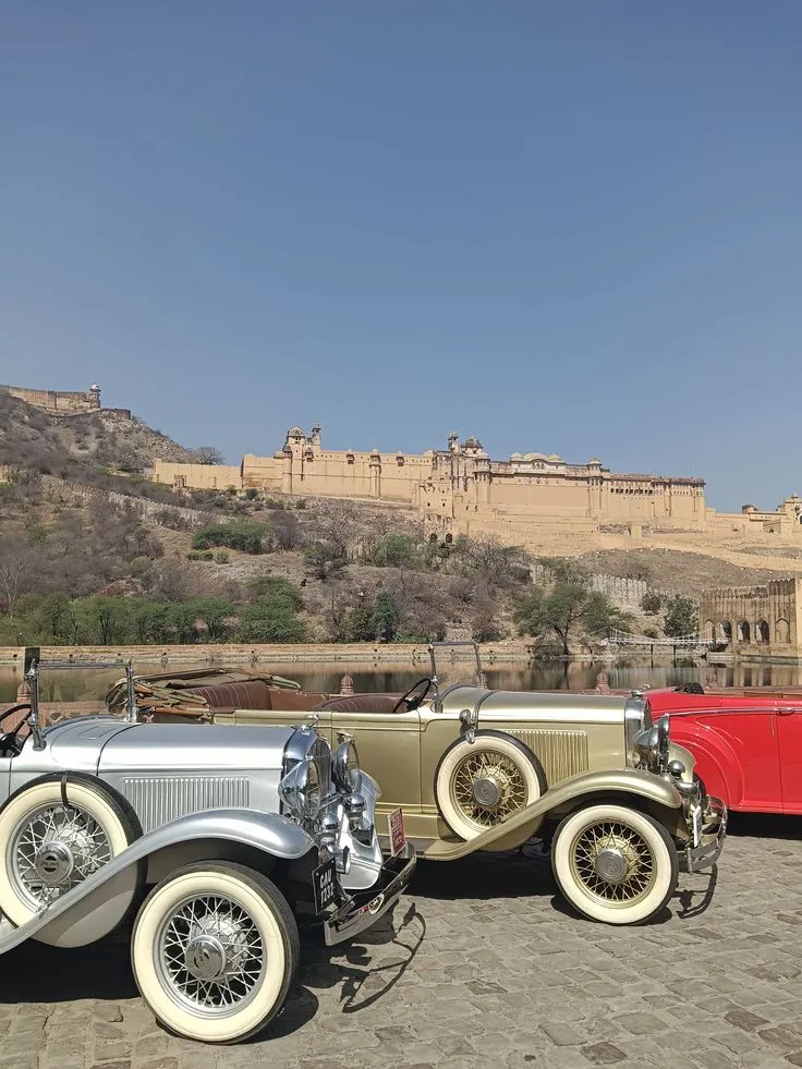 vintage car in jaipurac